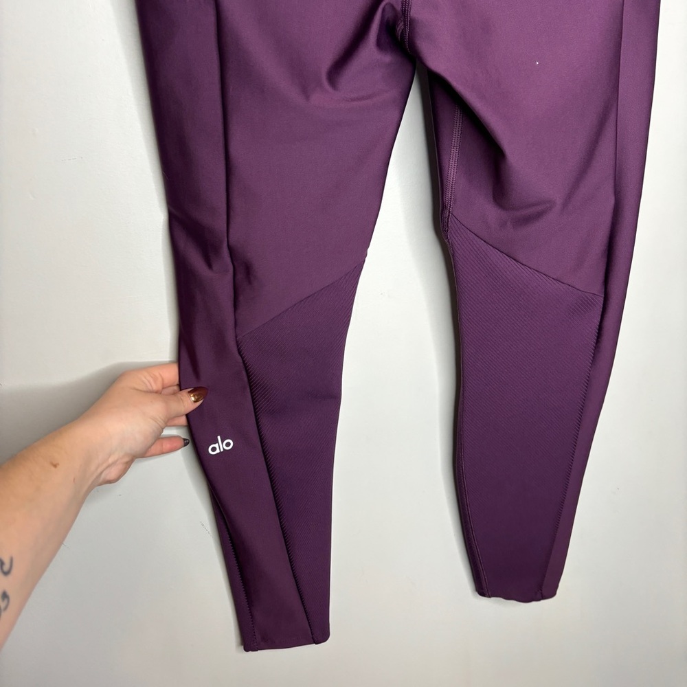 ALO Yoga Purple Leggings - Picture 13 of 13